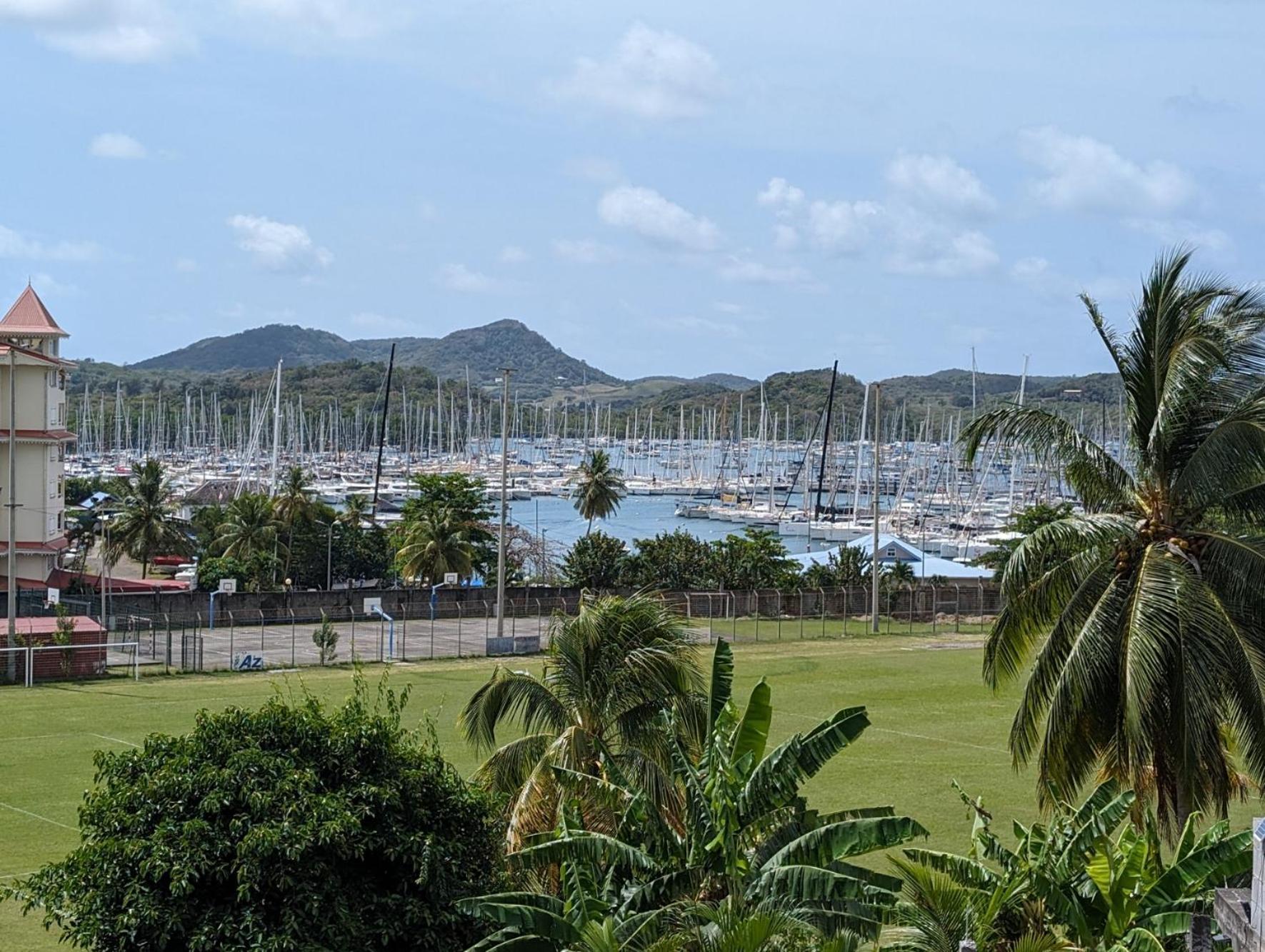 Studio Ti Plezi 26M A 2 Pas Marina Du Marin Climatise Parking Le Marin Ngoại thất bức ảnh